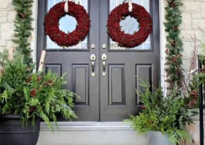 Με το δεξί! Το έθιμο του ποδαρικού και η σημασία του