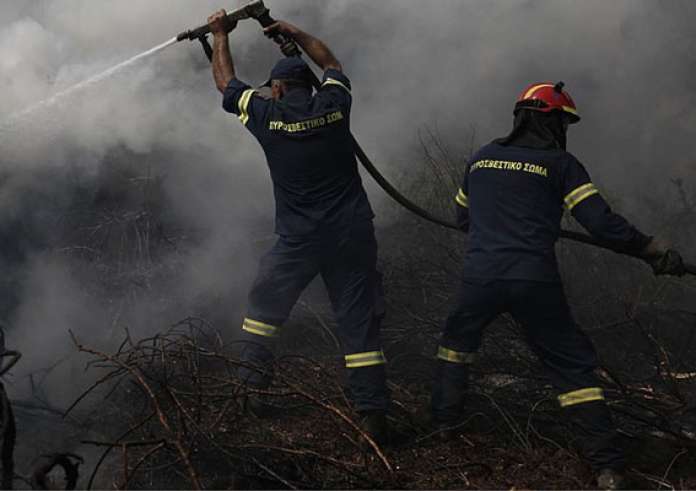 Πυρκαγιά στα Μάλια Ηρακλείου - Μεγάλη κινητοποίηση της Πυροσβεστικής