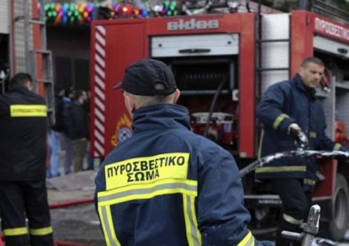 Φωτιά στην Αχαΐα: Εκκενώνονται τρία χωριά – Ήχησε το 112