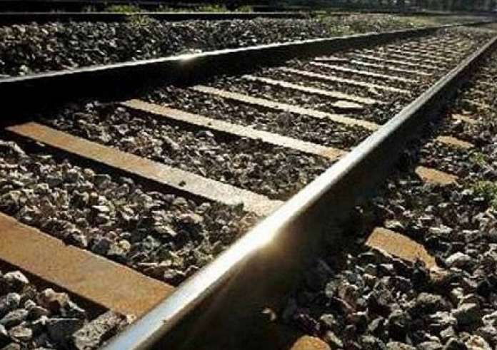 Κακοκαιρία Bora: Μπλακ άουτ στον σιδηροδρομικό άξονα Αθήνας – Θεσσαλονίκης, πλημμύρησε η σήραγγα των Τεμπών