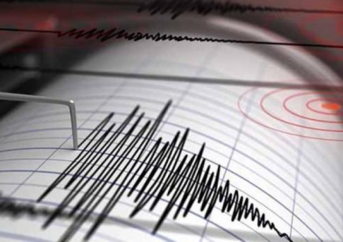Κώστας Παπαζάχος: Θα έχουμε και άλλους σεισμούς στη Λέσβο τις επόμενες ημέρες