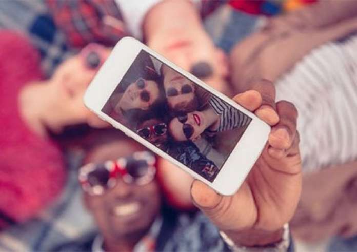 Διέγραψες κατά λάθος φωτογραφίες από το κινητό; Δες πώς να τις επαναφέρεις βήμα-βήμα