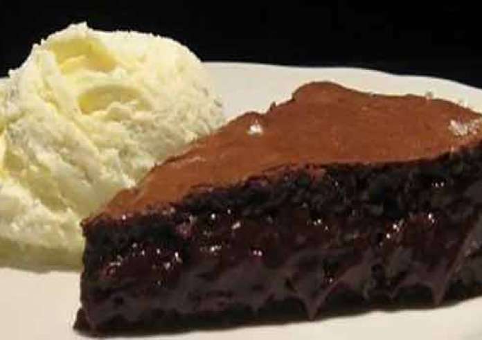 Συνταγή για νηστίσιμη σοκολατόπιτα