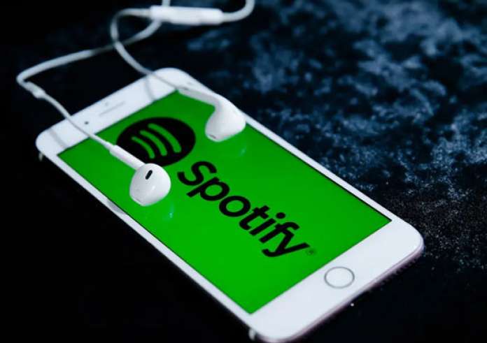 Spotify: Αυτά είναι τα κορυφαία τραγούδια του 2020 στην Ελλάδα και τον κόσμο