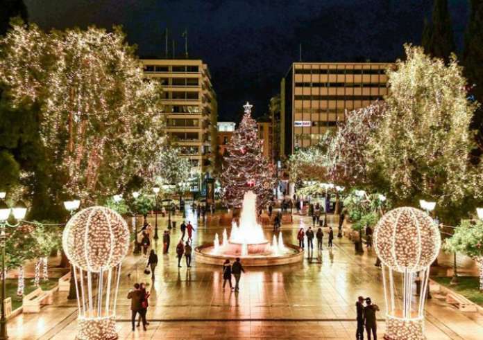 «Κλείδωσε» ο καιρός τα Χριστούγεννα: Ήπιες θερμοκρασίες, αστάθεια και βροχές – Τι λένε Κολυδάς και Μαρουσάκης