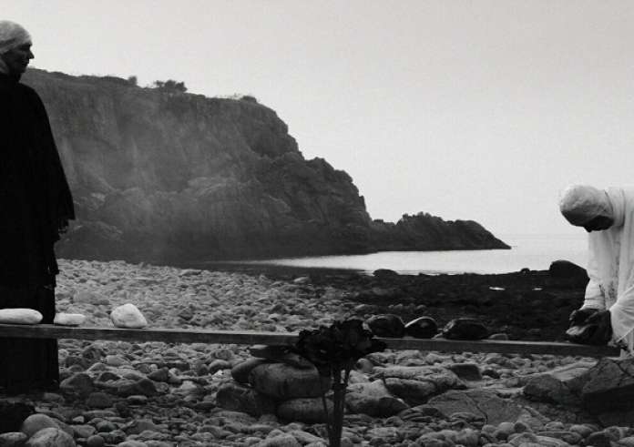 Η ταινία που διαρκεί 30 ημέρες και έχει σύντομο τρέιλερ πάνω από 7 ώρες