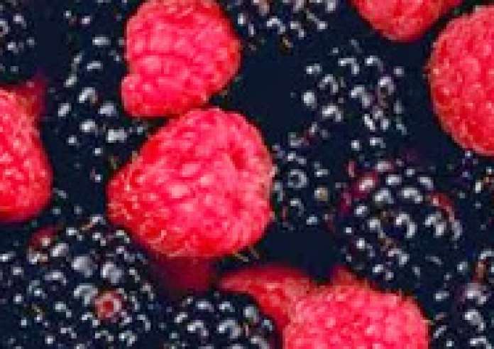 Τρως κάθε μέρα βατόμουρα; Να πώς θα επηρεαστεί η υγεία σου