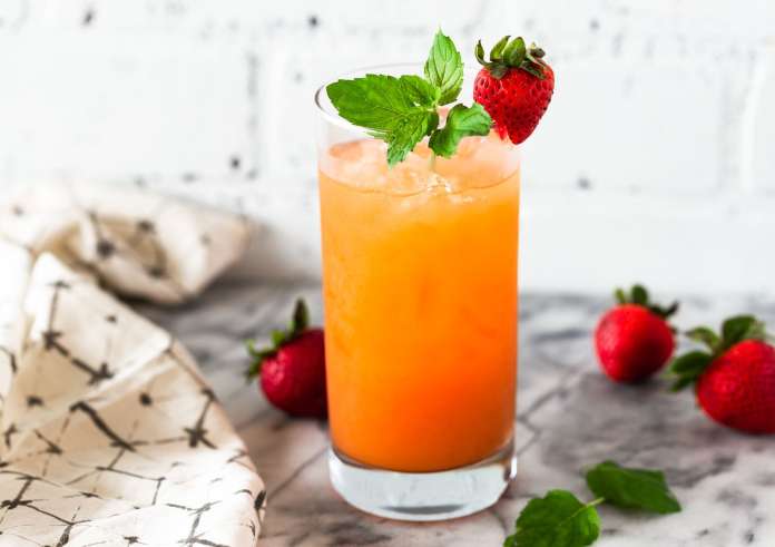 Πόσες θερμίδες έχουν 8 καλοκαιρινά cocktails – Για να επιλέξετε σωστά ακόμη και αν κάνετε διατροφή