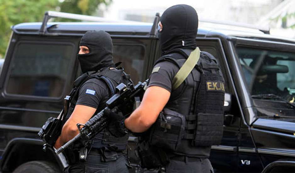 Στον εισαγγελέα οι συλληφθέντες για συμμετοχή σε τρομοκρατικές ενέργειες – Η ΕΛ.ΑΣ. τους χαρακτηρίζει ιδιαίτερα επικίνδυνους