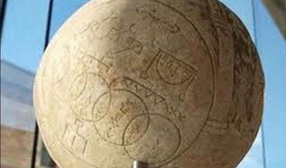 Αλυτο μυστήριο με τη λίθινη σφαίρα στο μουσείο της Ακρόπολης