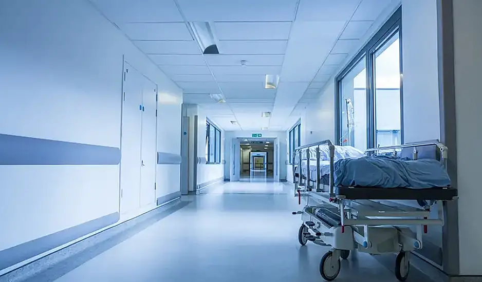 Έξαλλος ασθενής προκάλεσε αναστάτωση στο Νοσοκομείο Παπανικολάου – Έβριζε γιατρούς και νοσηλευτές