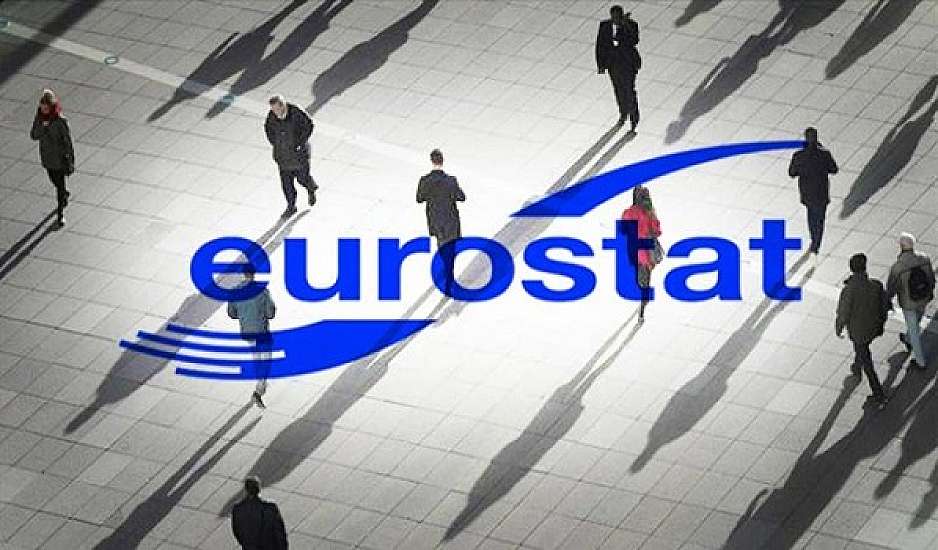 Eurostat: Στην Ελλάδα, το 2017, εκδόθηκαν 29.995 νέες άδειες παραμονής για πολίτες εκτός ΕΕ