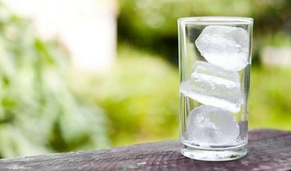 Premium πάγος: Άλλη μία καταγγελία για χρέωση πάγου σε καφέ μπαρ