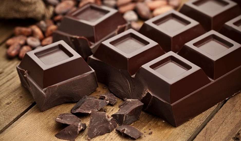 Γιατί νιώθουμε χαρούμενοι όταν τρώμε σοκολάτα