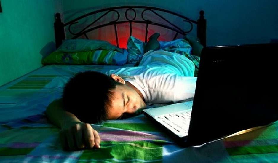Η έλλειψη ύπνου στην εφηβική ηλικία συνδέεται με επικίνδυνες σεξουαλικές συμπεριφορές