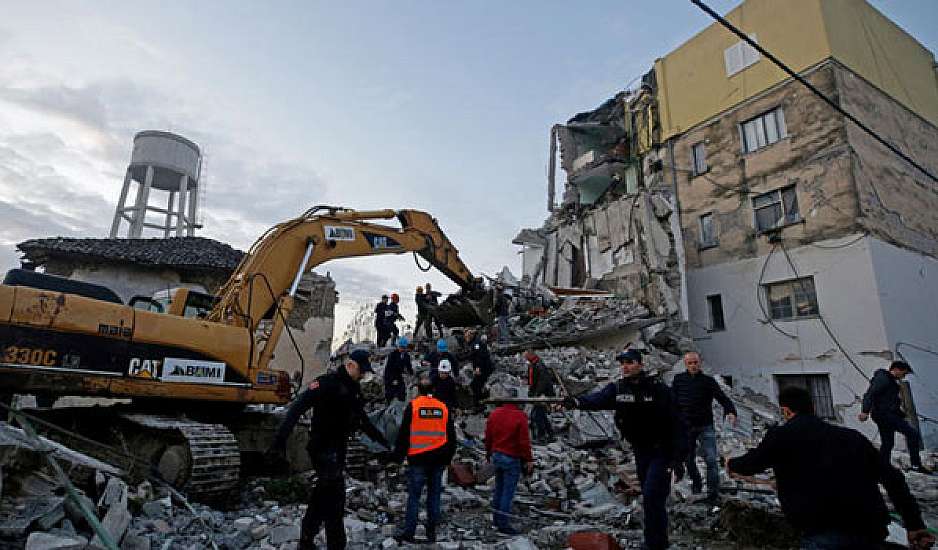 Στη Θεσσαλονίκη μεταφέρονται για νοσηλεία τραυματίες του σεισμού στην Αλβανία