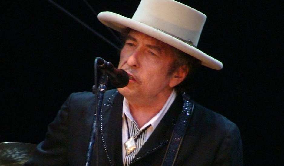 Bob Dylan: Κατηγορείται ότι κακοποίησε σeξουαλικά ένα 12χρονο κορίτσι