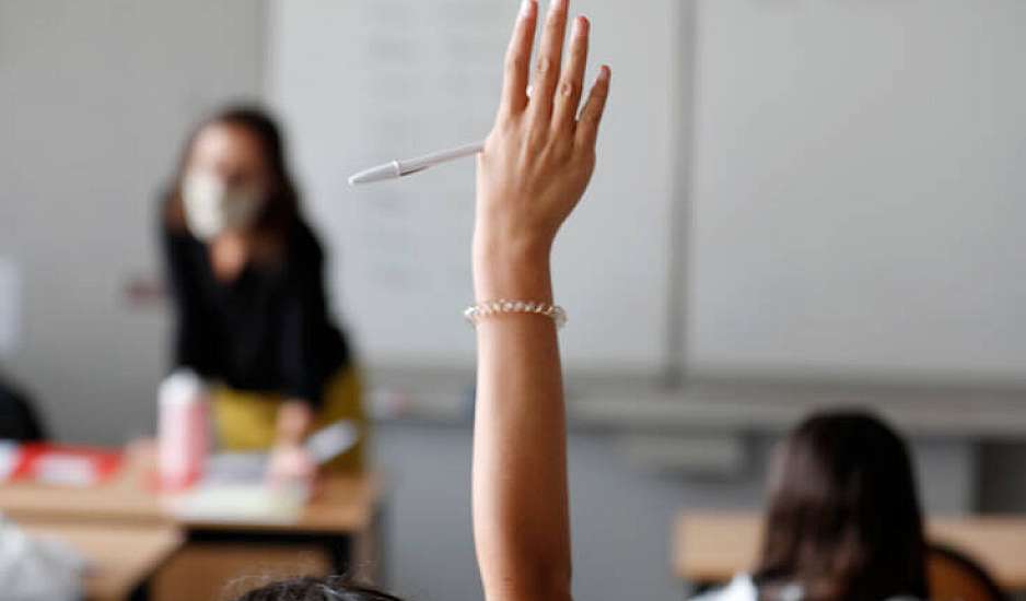 Έκλεισαν 81 σχολεία στη Γαλλία – Κρούσματα κορονοϊού σε δέκα πανεπιστήμια