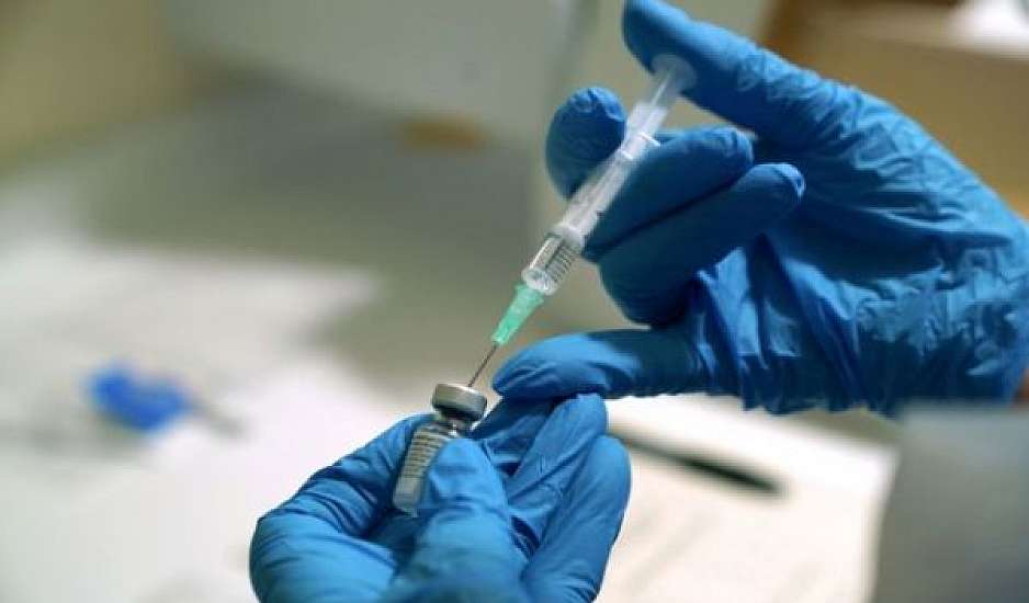 Κορονοϊός: Με πνευμονική εμβολή 19χρονος. Νεκρός 70χρονος πλήρως εμβολιασμένος.