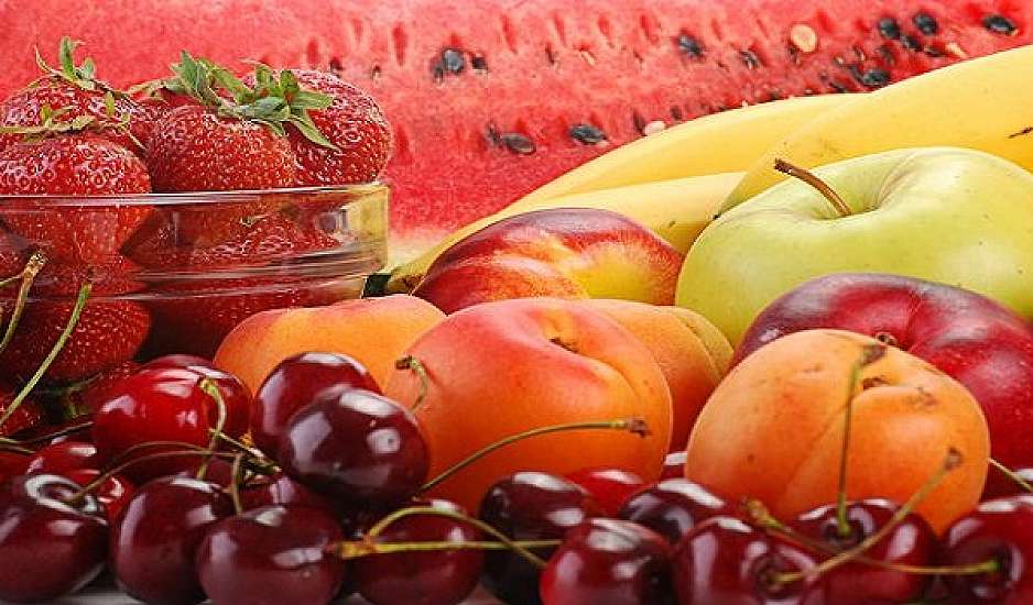 Πέντε φρούτα γεμάτα βιταμίνη C ιδανικά για το καλοκαίρι