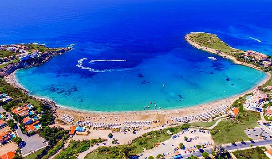 Κύπρος: Το κράτος θα πληρώσει τις διακοπές των τουριστών αν μολυνθούν από κορονοϊό