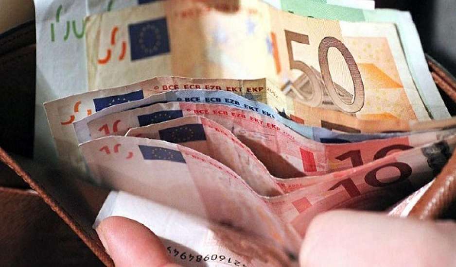 Κορονοϊός: Από την Πέμπτη η καταβολή των 400 ευρώ στους μακροχρόνια ανέργους