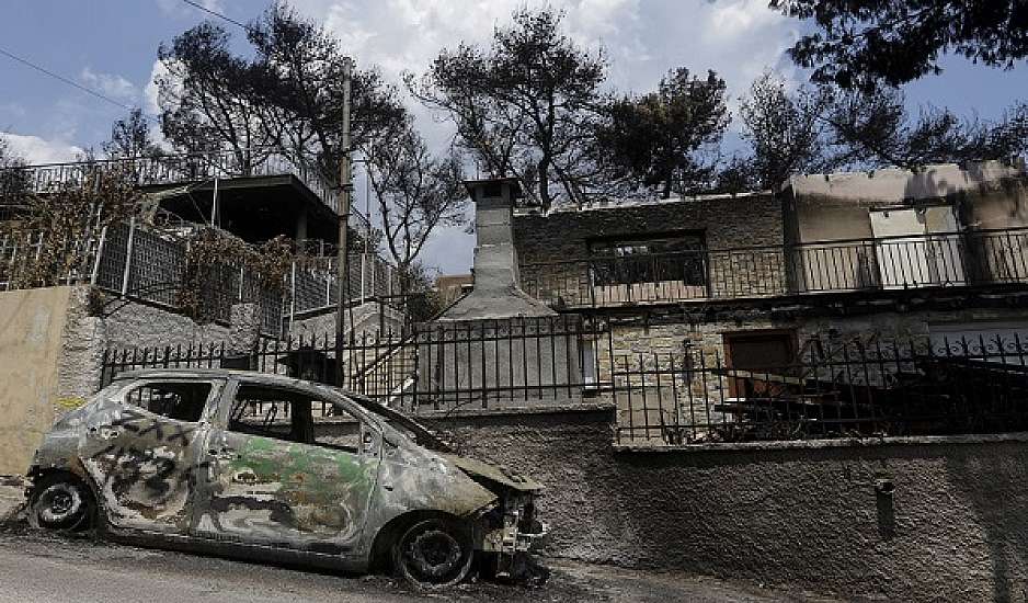Δίκη για το Μάτι: Ευθύνες στην Πυροσβεστική για την μη ενημέρωση Τσίπρα από την Ρένα Δούρου