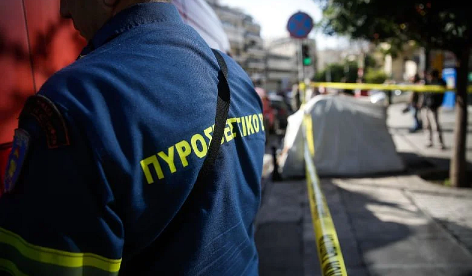 Θεσσαλονίκη: Νεκρός πυροσβέστης - Υπέστη ανακοπή ενώ έσβηνε φωτιά