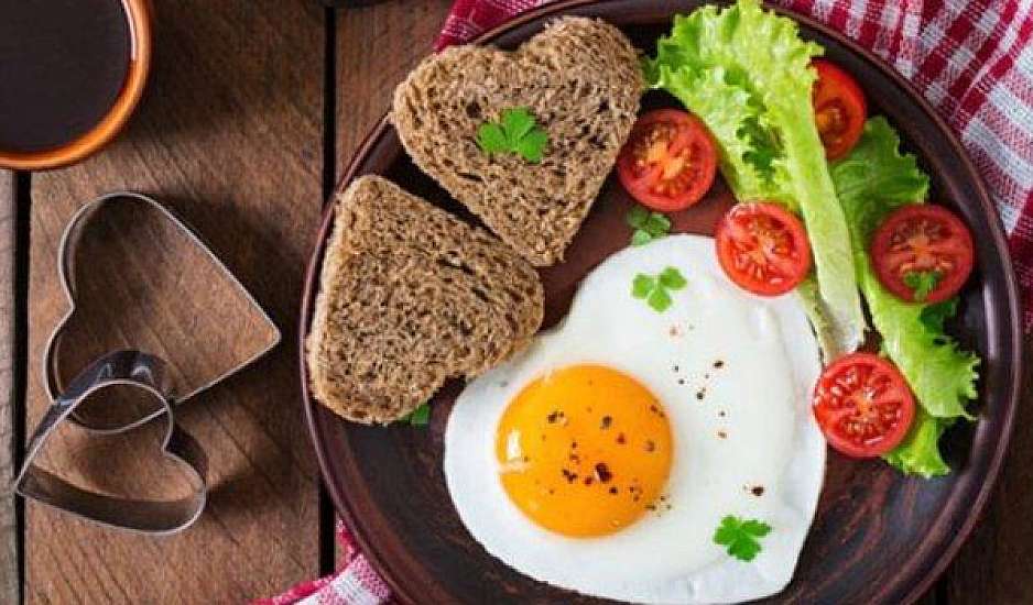 Πρωινό: Τρεις θρεπτικές επιλογές για μακροζωία – Μειώνουν τη βιολογική σας ηλικία