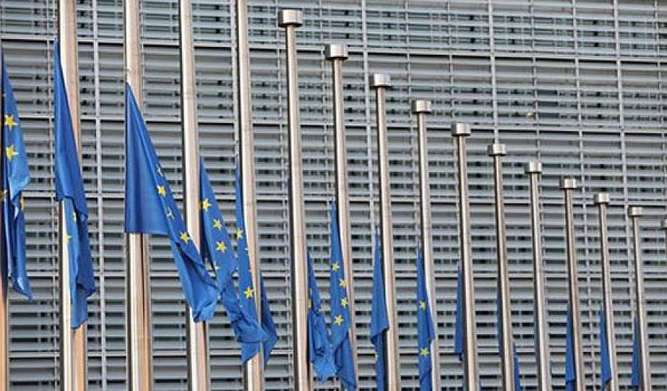 Ευρωπαϊκή Επιτροπή: Πένθος με μεσίστιες σημαίες για τα θύματα στην Ελλάδα