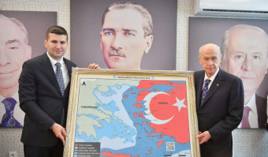 Ετοιμάζεται να προσαρτήσει τα Κατεχόμενα ο Ερντογάν; Χάρτης - πρόκληση με την Κρήτη στην Τουρκία