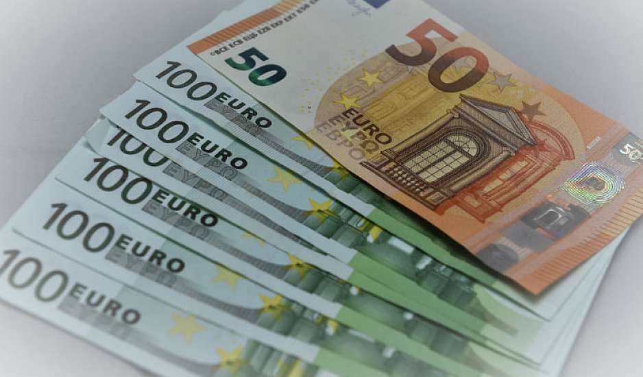 Γαλλία: Στα 100 δισ.ευρώ θα φτάσουν οι δαπάνες για να αντιμετωπιστεί ο κορονοϊός
