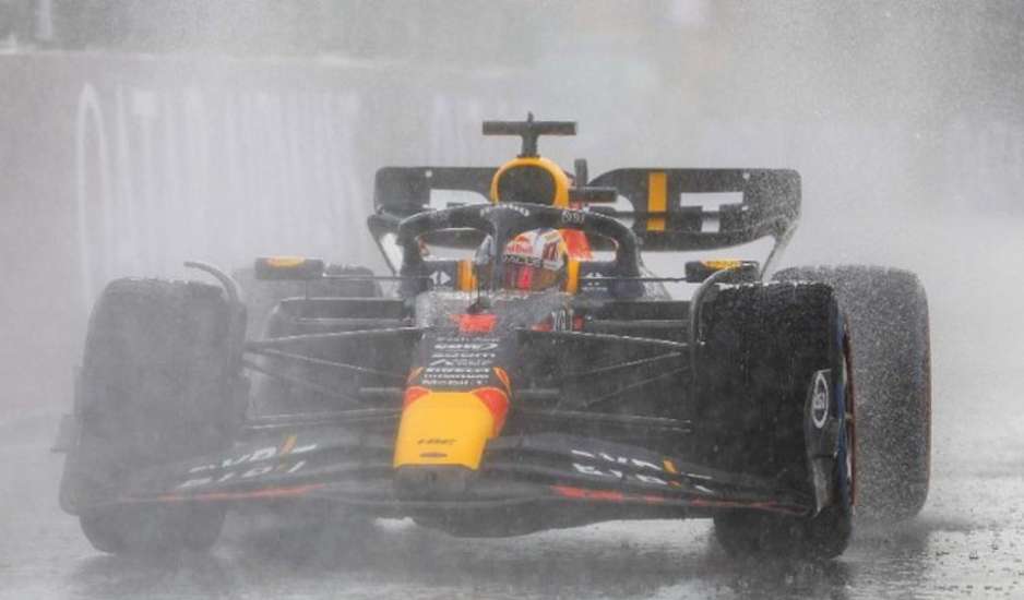 Grand Prix Ολλανδίας: Η βροχή δεν εμπόδισε τον Φερστάπεν να ισοφαρίσει το ρεκόρ του Φέτελ