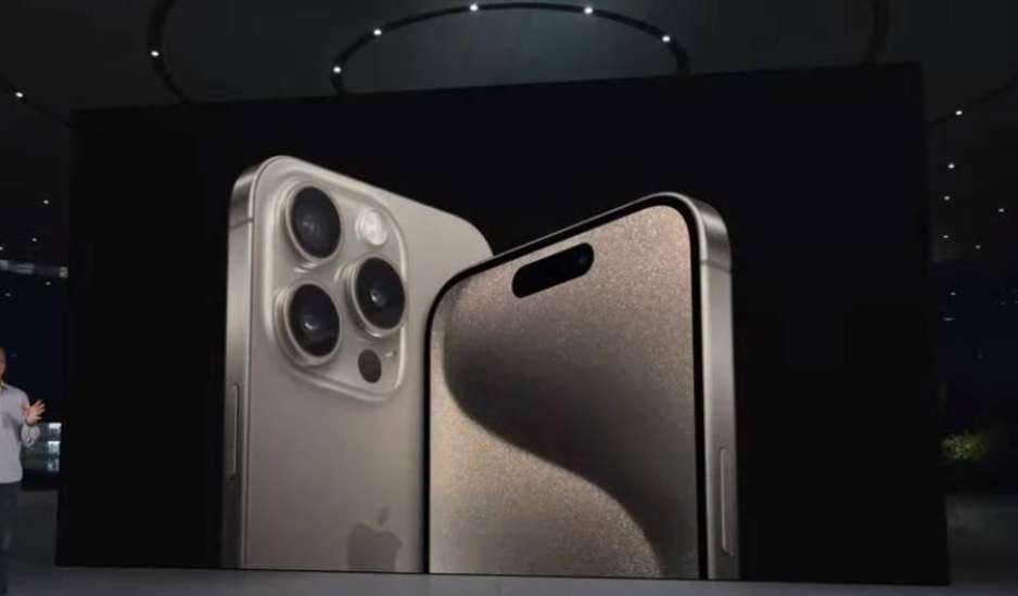 iPhone 15: Η καινοτομία πέθανε με τον Στιβ Τζομπς - Οι αρνητικές αντιδράσεις από χρήστες της Apple
