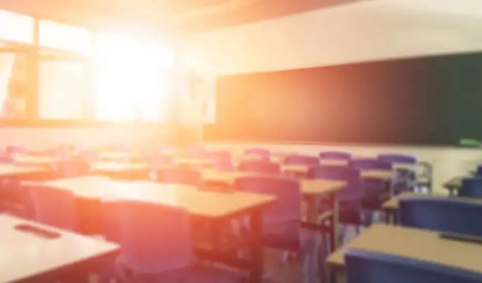 Καθηγητής κατέρρευσε την ώρα του μαθήματος σε σχολείο στον Βόλο – Έντρομοι οι μαθητές
