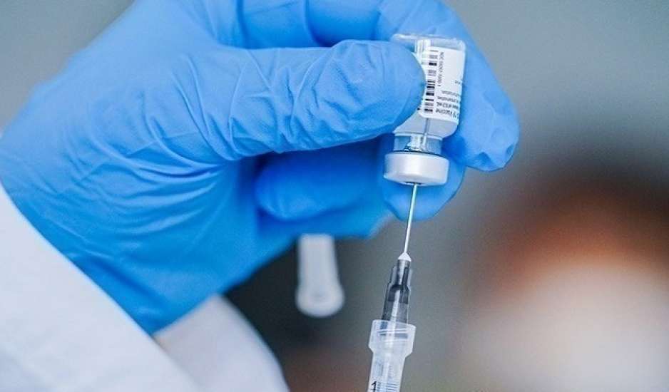 Κορονοϊός: Κλείδωσε η τέταρτη δόση εμβολίου - Το απόγευμα οι ανακοινώσεις