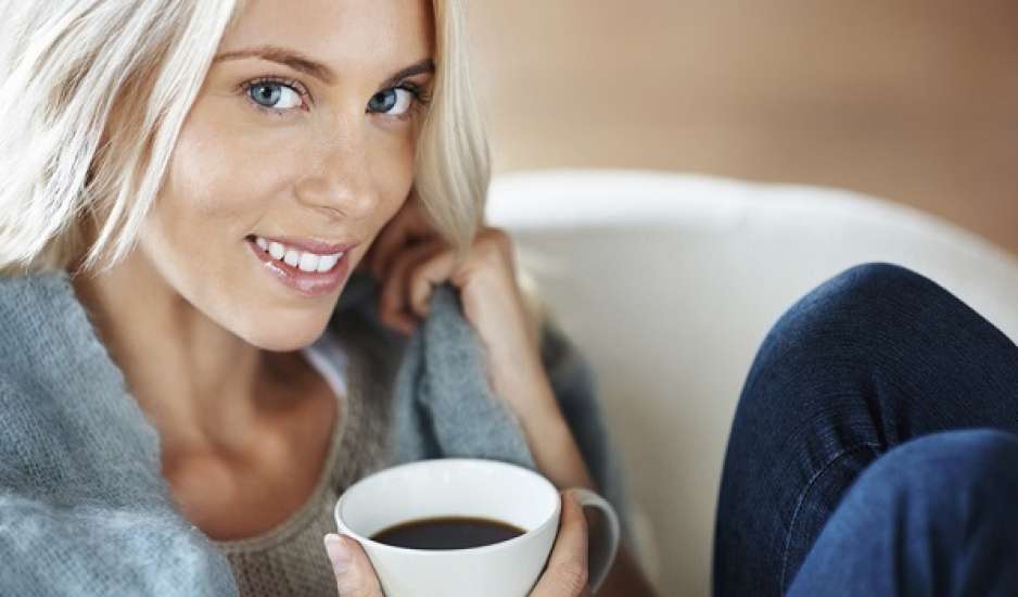 Με τι να αντικαταστήσετε τον καφέ για υγιές έντερο