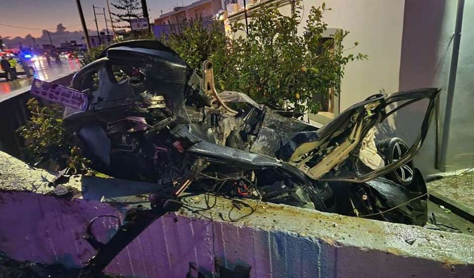 Σοκαριστικό τροχαίο με δύο νεκρούς στην Κω – Αυτοκίνητο καρφώθηκε σε τοίχο
