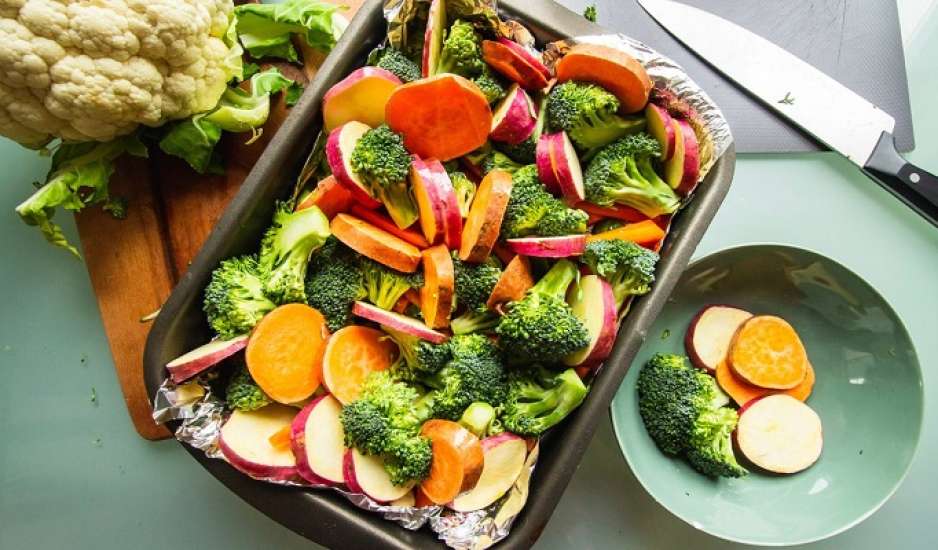 6 εύκολοι τρόποι για να τρως περισσότερα λαχανικά