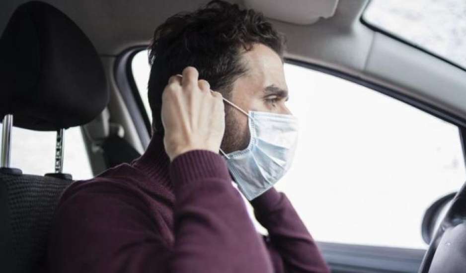 Κορονοϊός: Σε ποιες περιπτώσεις είναι υποχρεωτική η μάσκα σε αυτοκίνητα-μηχανές