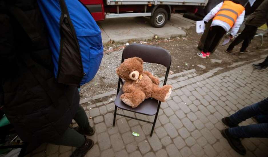 Ζελένσκι: Παιδί πέθανε από αφυδάτωση στη Μαριούπολη λόγω διακοπής νερού