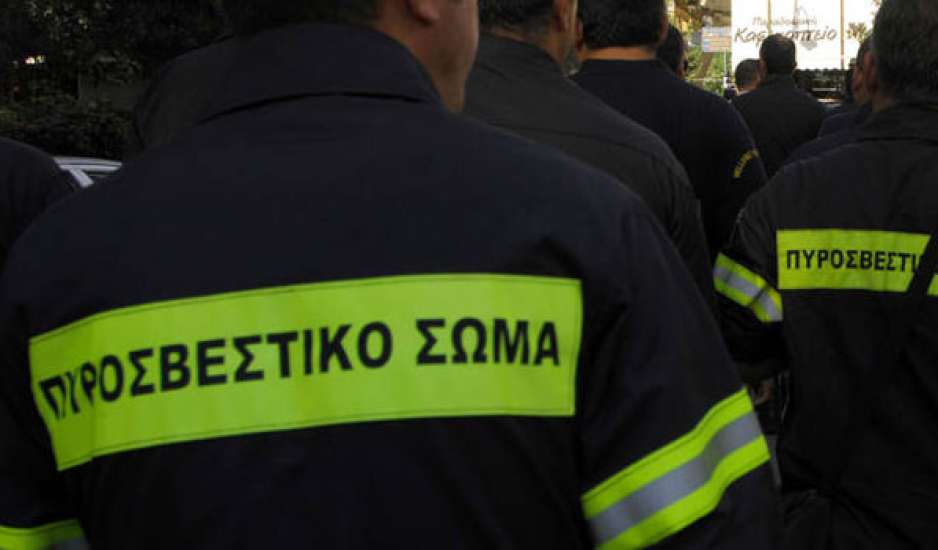 Εύβοια – Δραματική έκκληση από τον δήμαρχο Μαντουδίου- Αν δεν ανακοπεί η φωτιά, θα φτάσει στη Χαλκίδα