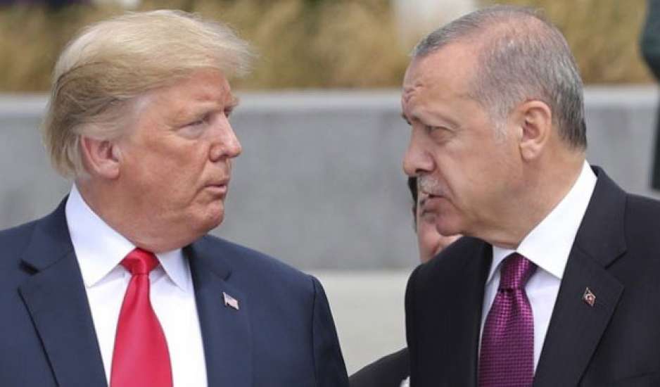 Πόλεμος Τουρκίας - ΗΠΑ: Ο Ερντογάν ανακοίνωσε μποϊκοτάζ σε αμερικανικά προϊόντα