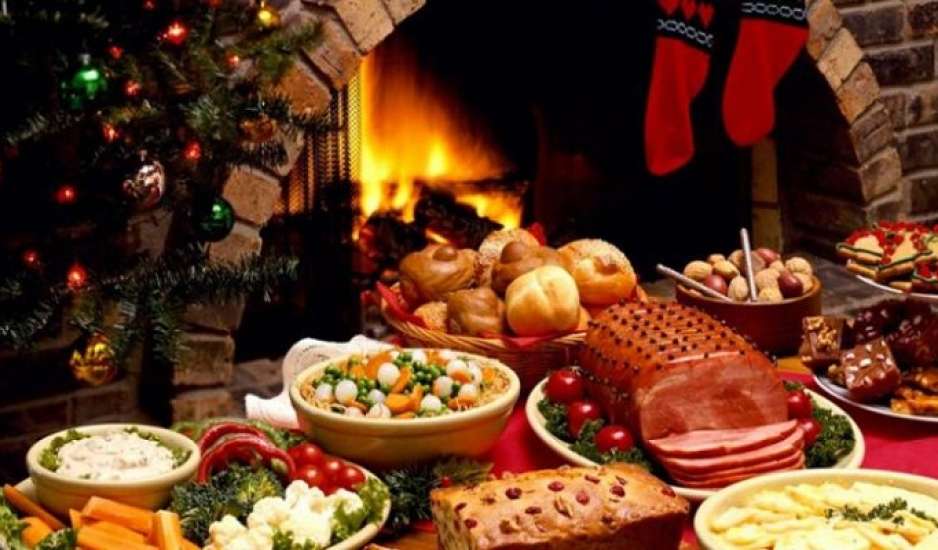 Χριστουγεννιάτικο τραπέζι: 10 διατροφικές συμβουλές λίγο πριν τις ατασθαλίες!
