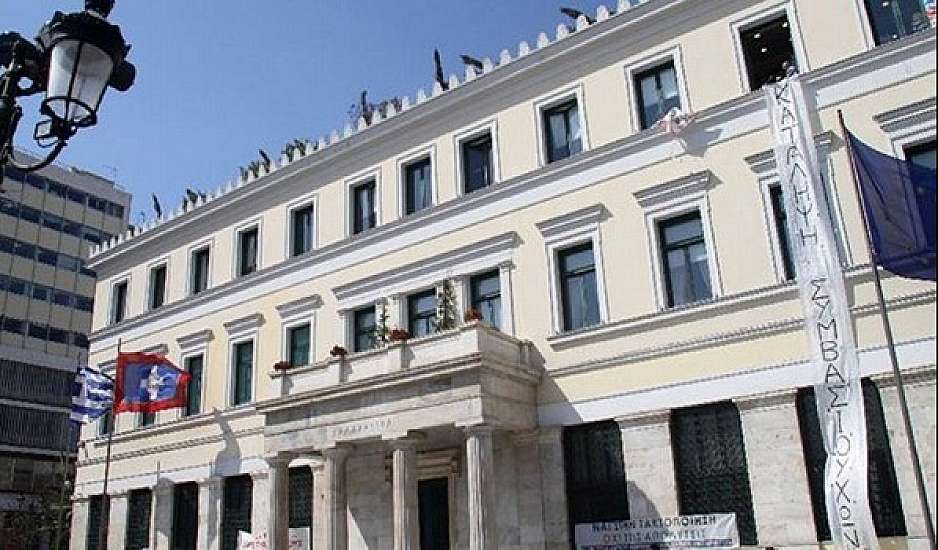 "Οχι" του Δήμου Αθηναίων σε εκλογικά περίπτερα και δωρεάν διαφήμιση στον συνδυασμό Κασιδιάρη