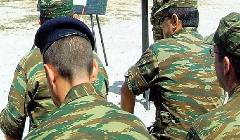 Σάλος στις Ένοπλες Δυνάμεις: Στρατιώτης καταγγέλλει σεξουαλική παρενόχληση από ΕΠΟΠ