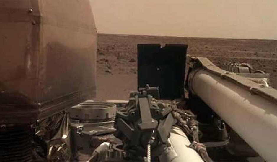 Μαγεύουν οι πρώτες εικόνες του InSight από τον Άρη