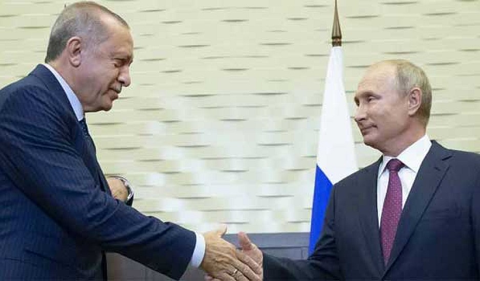 Σε εγκάρδια ατμόσφαιρα η συνάντηση Πούτιν - Ερντογάν στο Σότσι