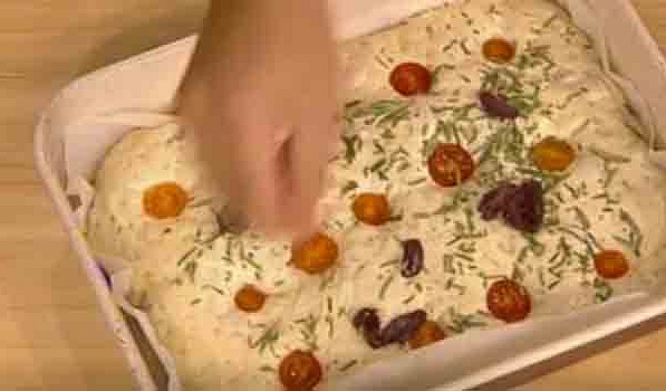Φοκάτσια: Tο ιταλικό ψωμί σε μία απλή συνταγή από τον Δημήτρη Χατζηδημητρίου