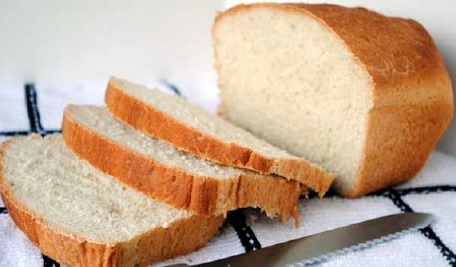 Πως να κάνετε ξανά φρέσκο το μπαγιάτικο ψωμί
